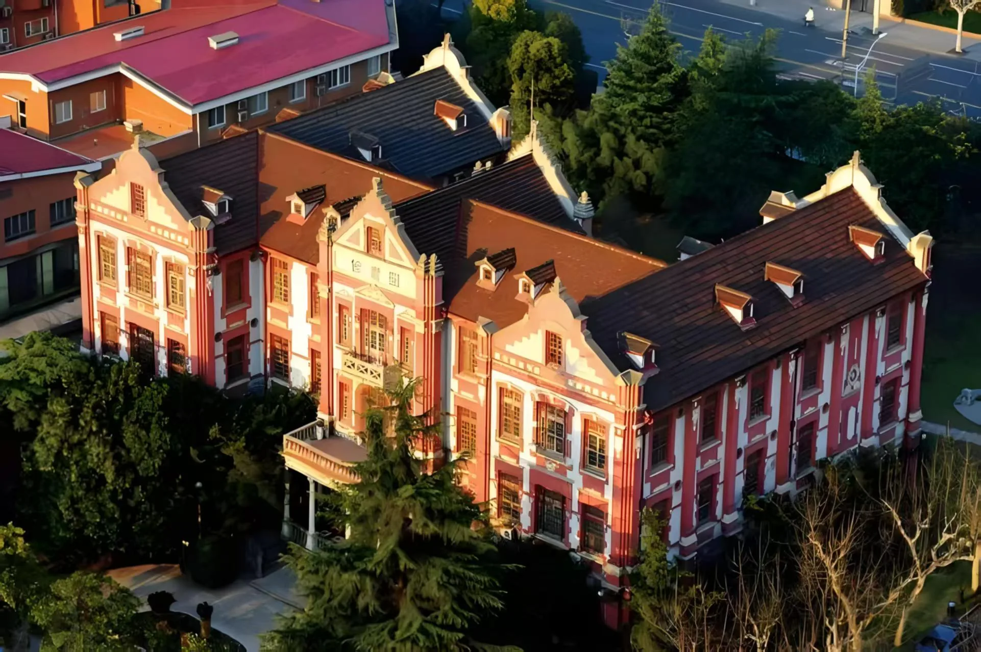 上海交通大学